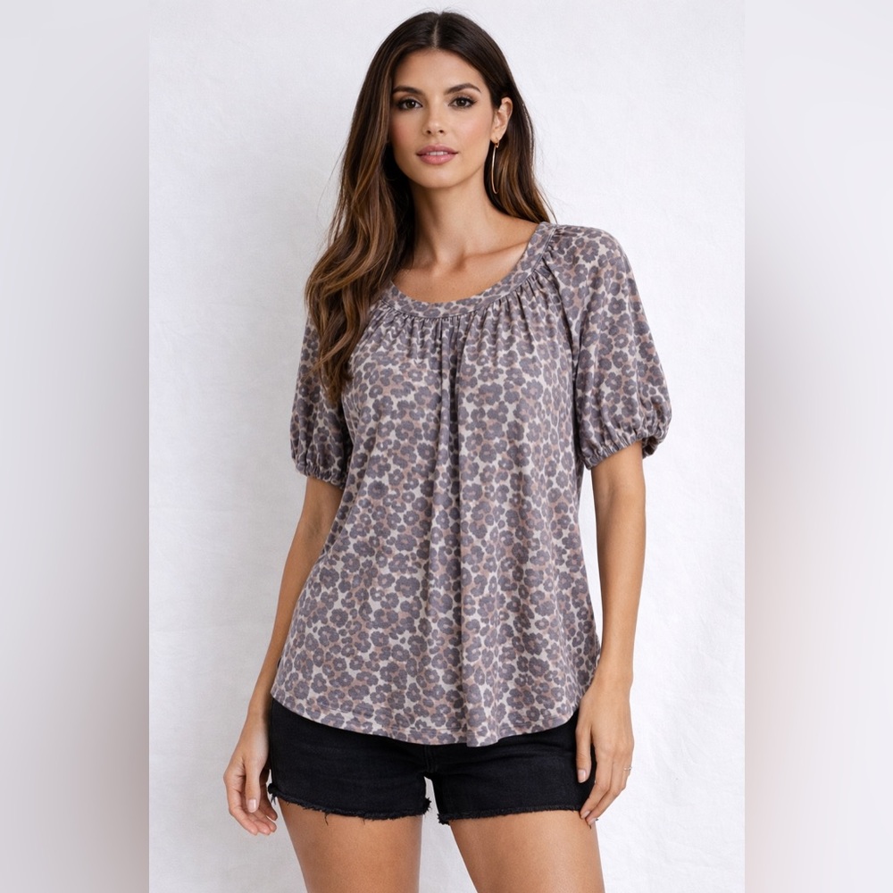 💚Maeve Charcoal Animal Print Blouse💚 - Picture 11 of 12